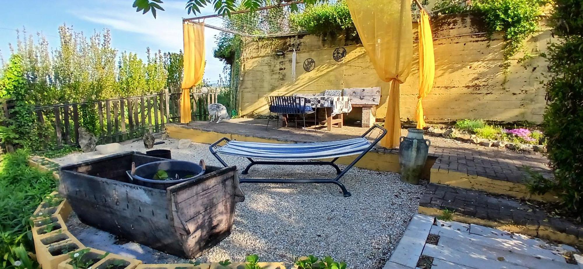 Casa Vacanza Il Colle Del Vento Calosso Extérieur photo